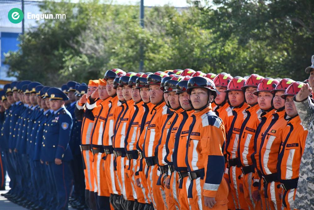 Онцгой байдлын алба хаагчид 2025 онд 4425 хүний амь аварчээ